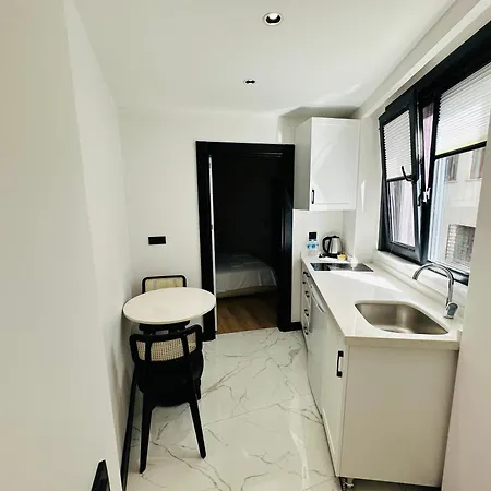 Rose Point Апартаменты *