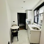 Rose Point Appartement *